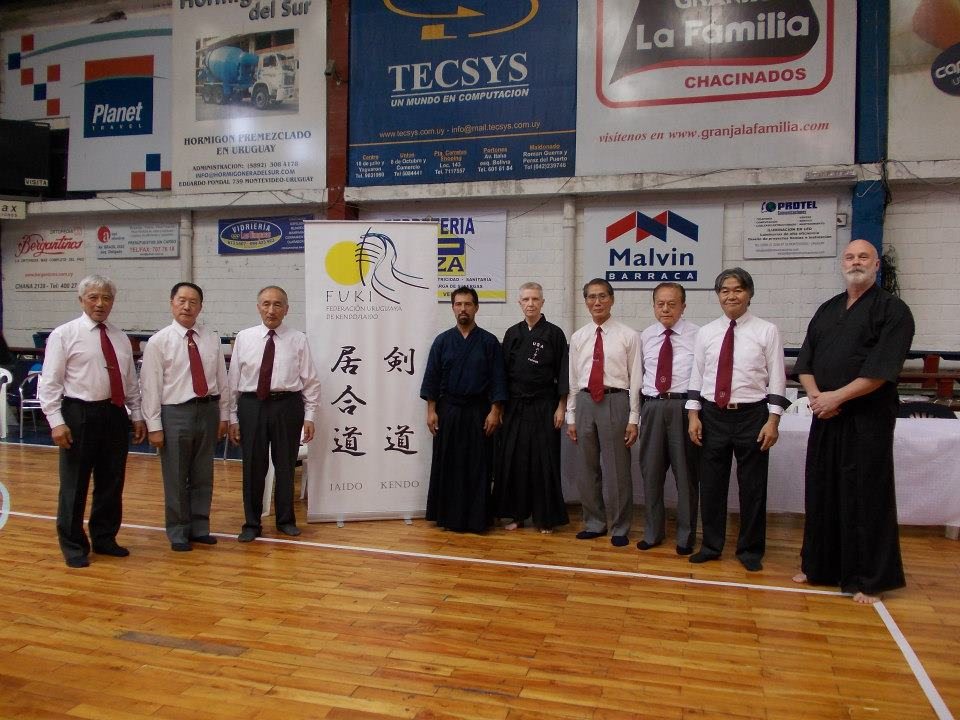 Uruguay kendo, iaido and jodo
                  seminar 2012